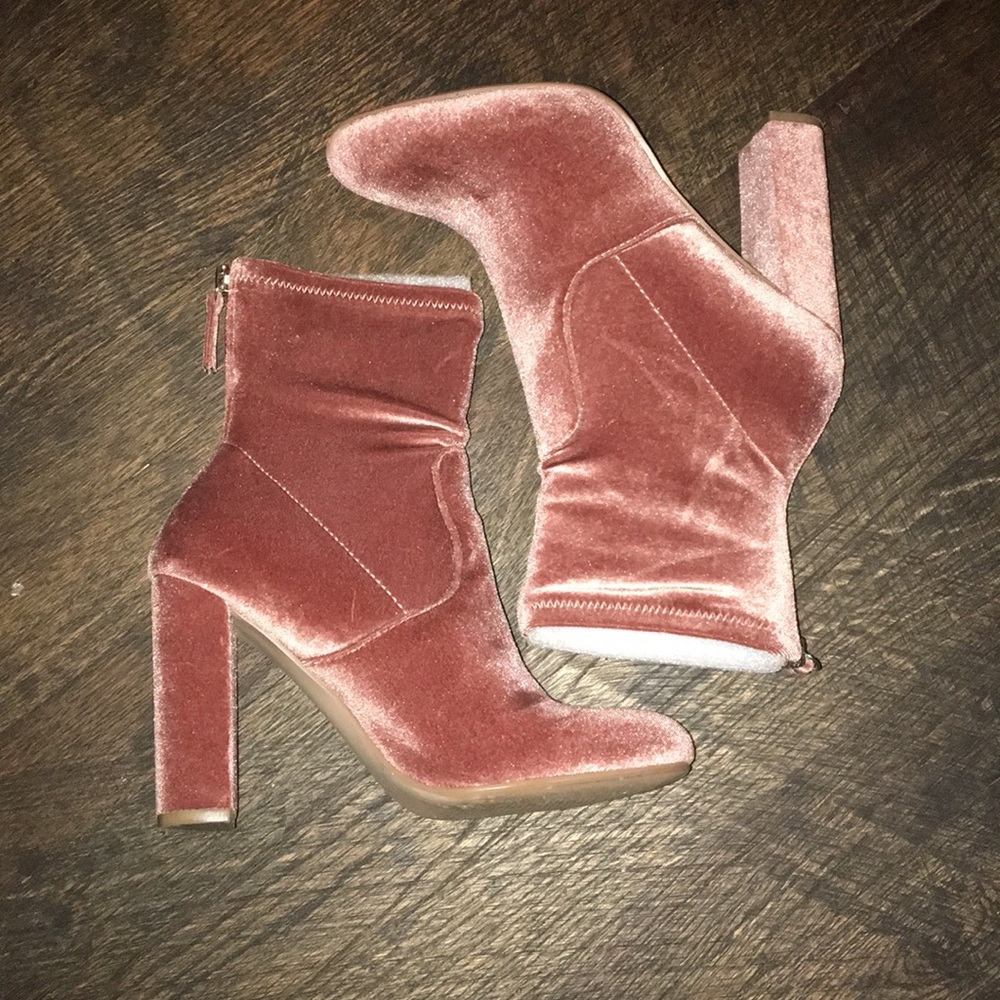 Steve Madden pink boots